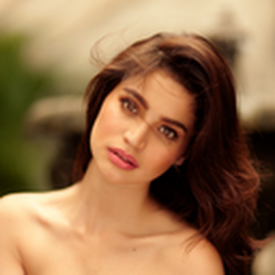Anne Curtis